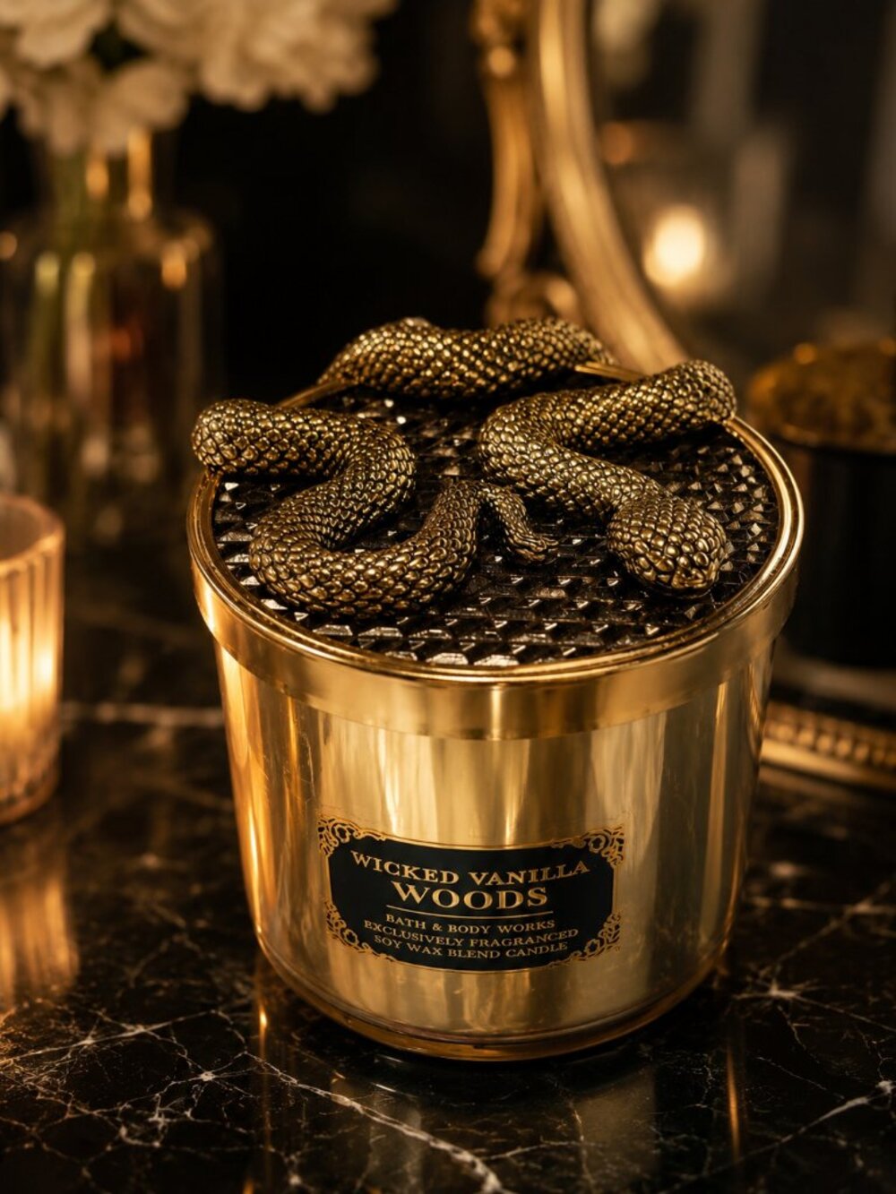 Bath & Body Works Wicked Vanilla Woods Candle 3 Wick Snake Lid ( Hallaween )